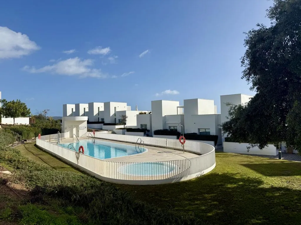 Bassein - Golf Villa with Sea Views in Sotogrande