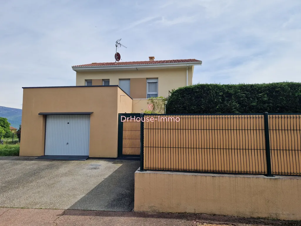 Extérieur - Maison avec Jardin Paysager à Chatte