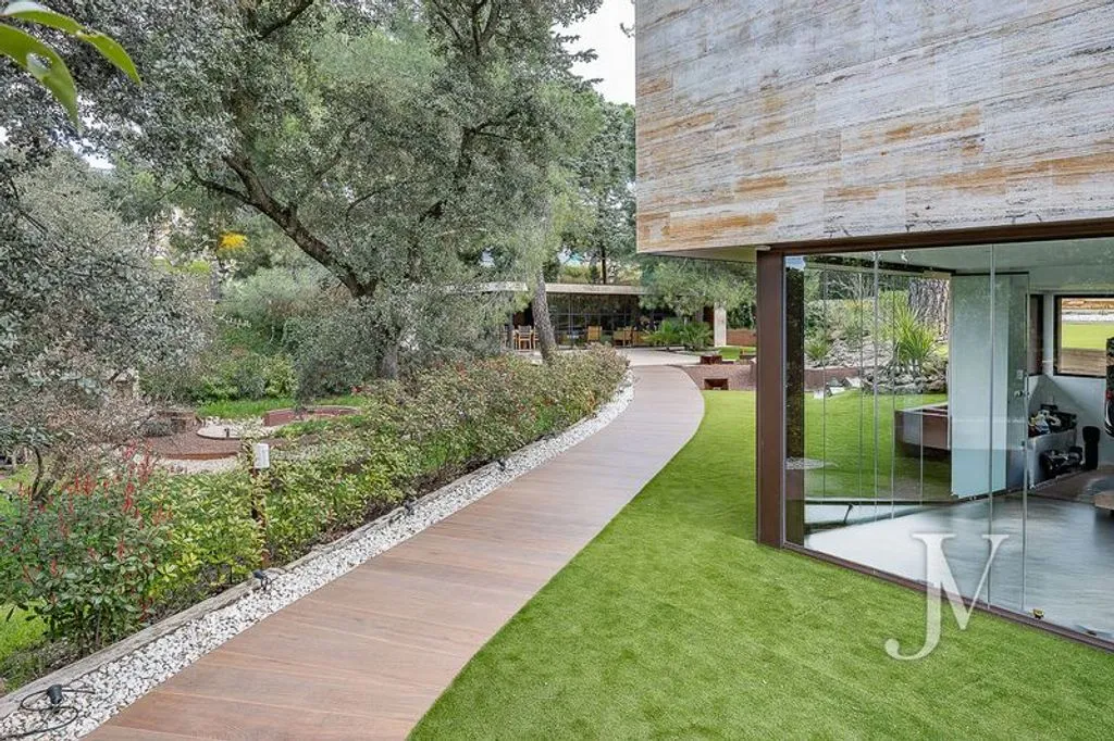 Aed - Luxury Villa with Pool in Montealina, Madrid