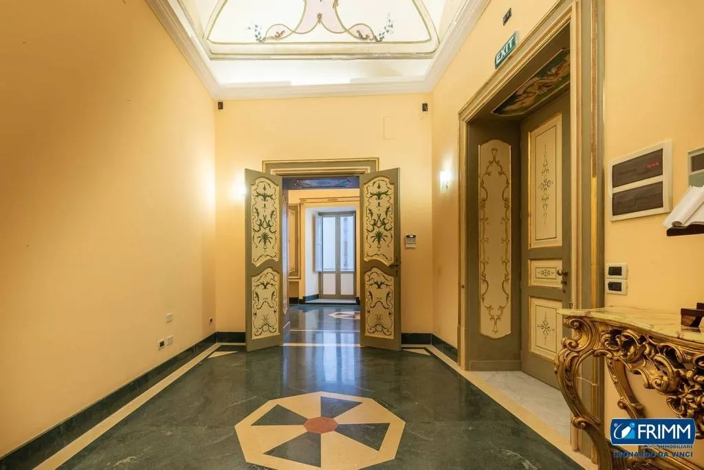Hallway - Restored Flat with Frescoes in Palermo