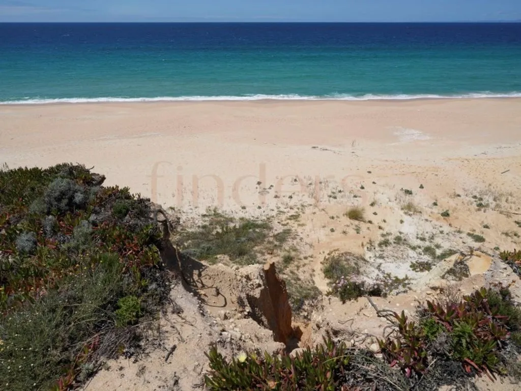 Jardin - Development Land with Approved PIP in Melides