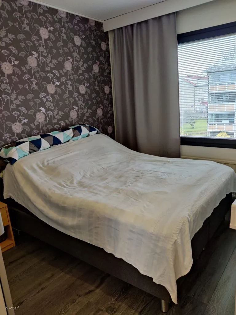 Bedrooms - Spacious Apartment with Balcony in Lahti
