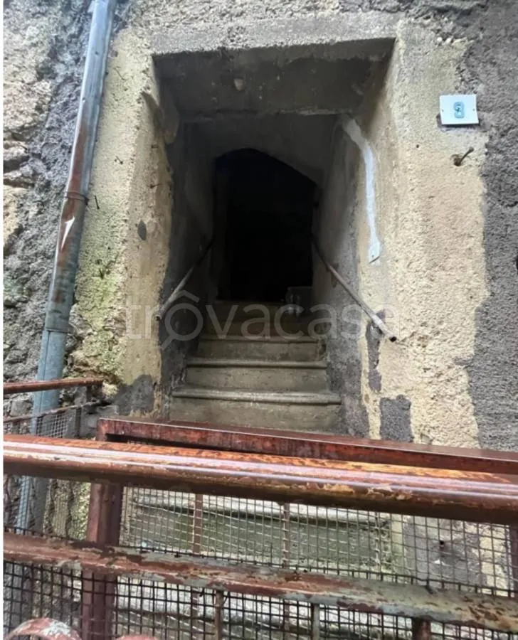 Toad - Two-Level Apartment with Fireplace in Frasso Sabino
