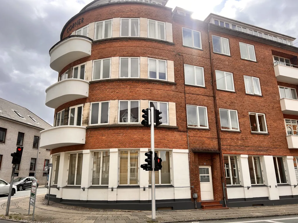Exterior - 4-Bedroom Apartment in Central Slagelse