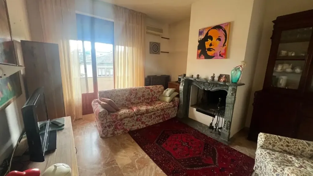 Elutuba - Rustic Apartment with Terrace in Empoli