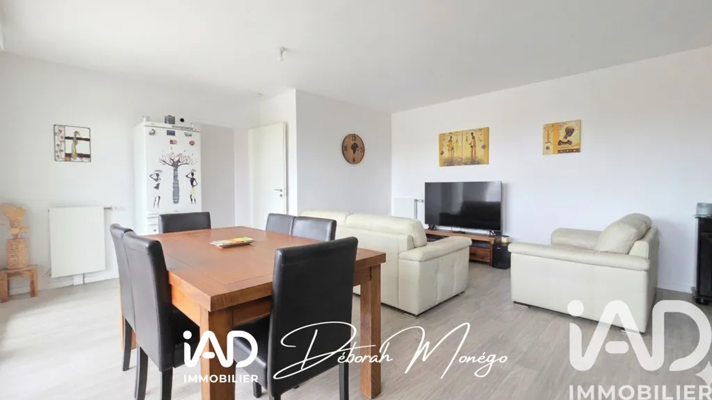Séjour - Appartement avec Balcon et Parking à Limay