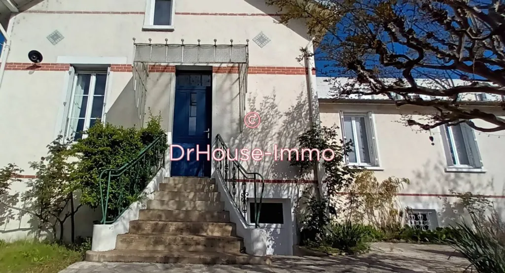 Extérieur - Maison Rénovée avec Jardin à Tours