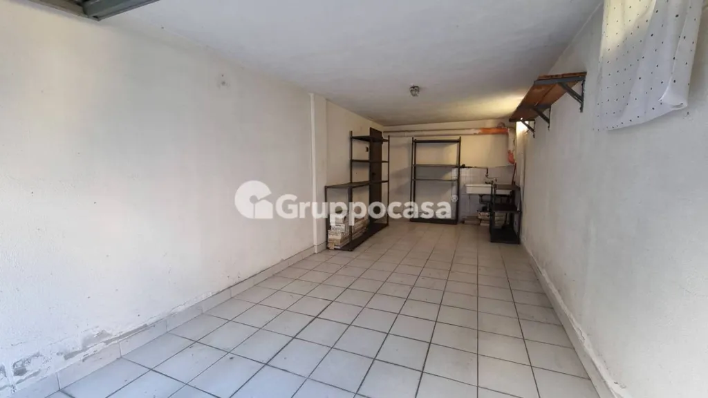 Garage - Bright Apartment with Balcony in Trecate