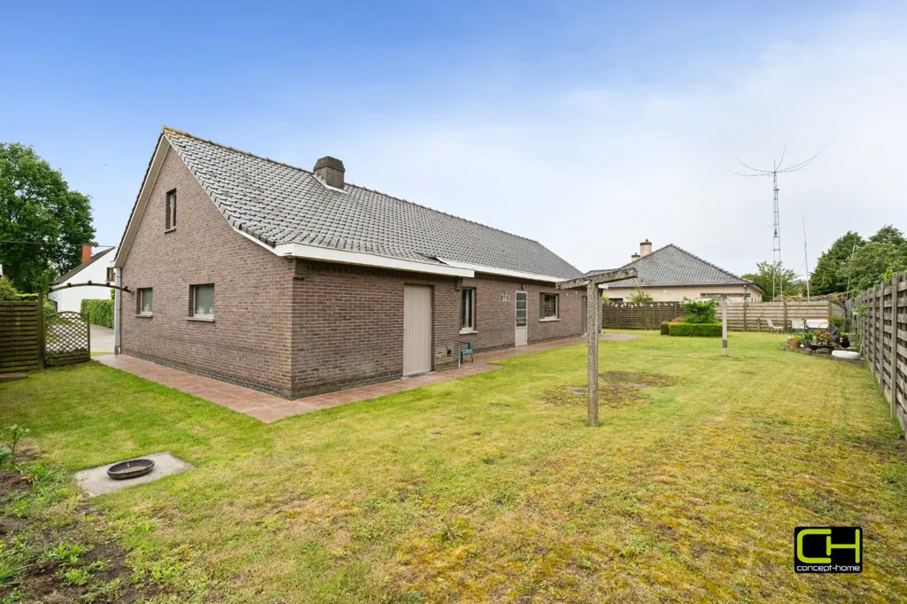 Garden - Spacious House with West-Facing Garden in Zomergem