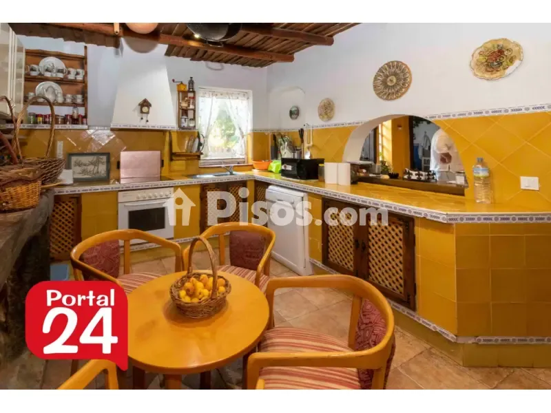 Söögituba - Charming House with Patio in La Albuera
