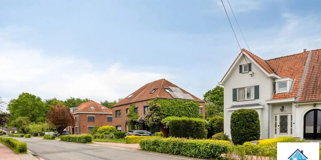 Välivaade - Half-Open House with Garden in Eppegem