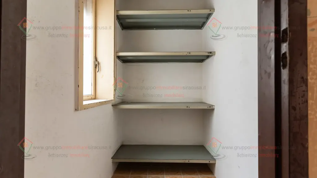 Pesuköök - Apartment with Balcony in Siracusa