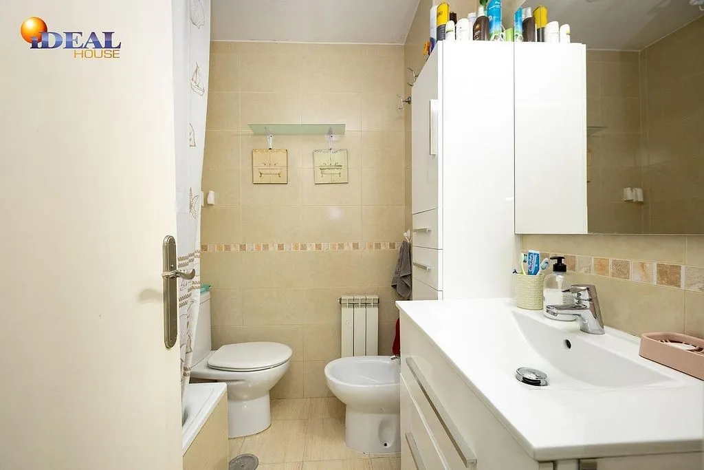 Vannitoad - Furnished Flat in Gran Capitán, Granada