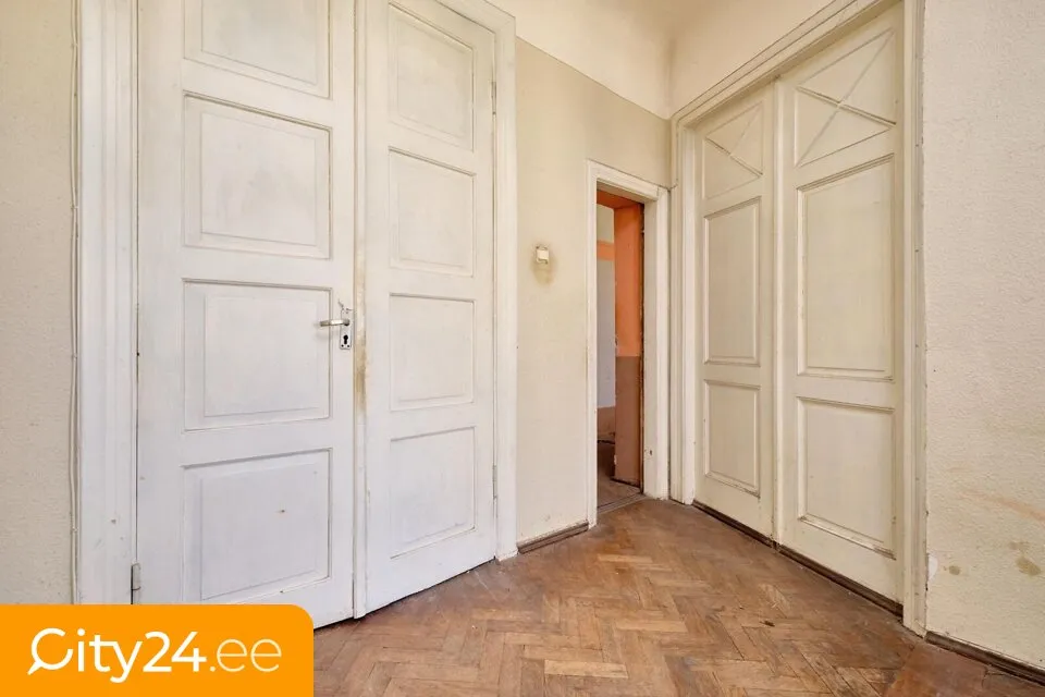Ingresso - Four-Bedroom Apartment in Historic Building, Riga Centre