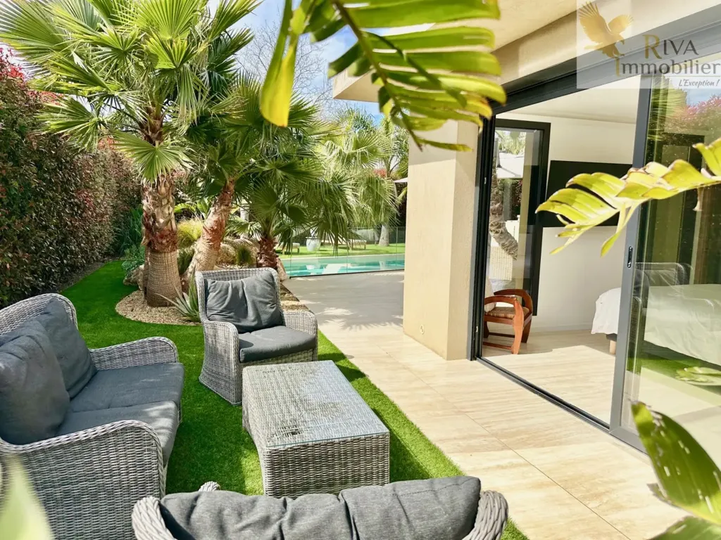 Terrasse - Villa avec piscine et jardin à Sanary-sur-Mer