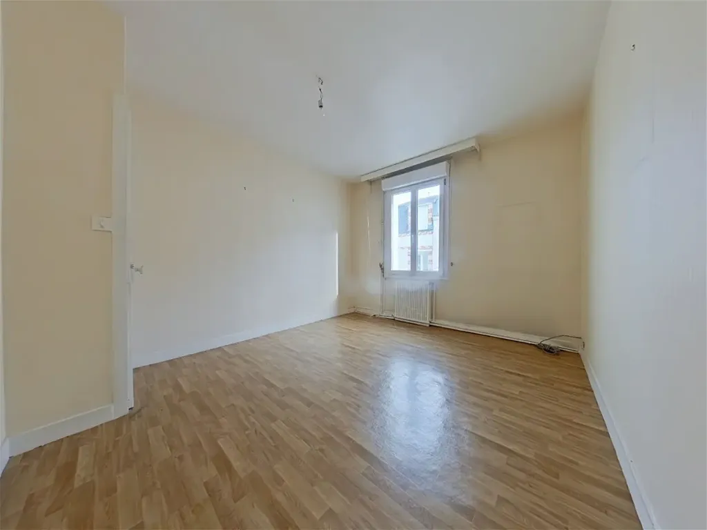 Maison 8 pièces à Tours