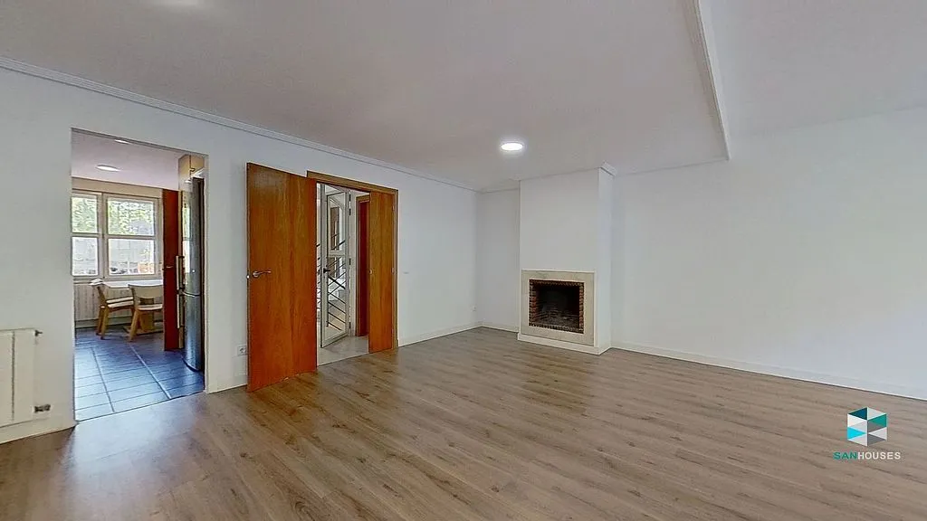 Elutuba - Terraced House with Pool in Miramadrid