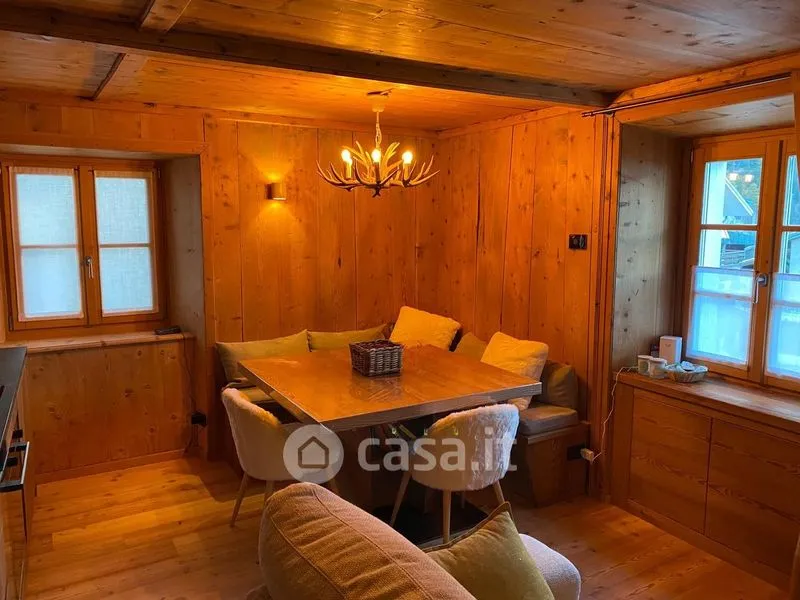 Söögituba - Rustic Trilocale with Mountain View in Valdidentro