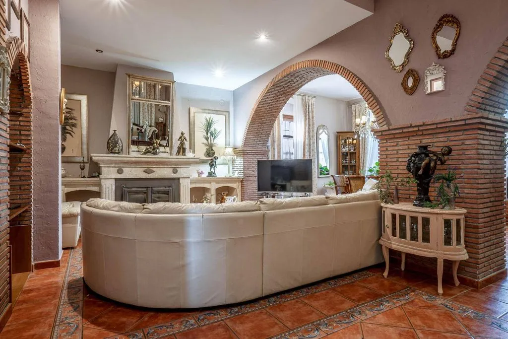 Living Room - Historic Palatial House with Pool in Ogíjares