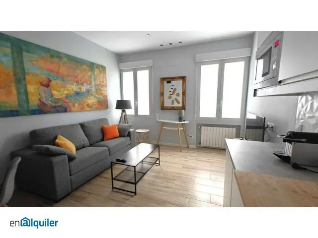 Elutuba - Modern Flat with Air Conditioning in Embajadores