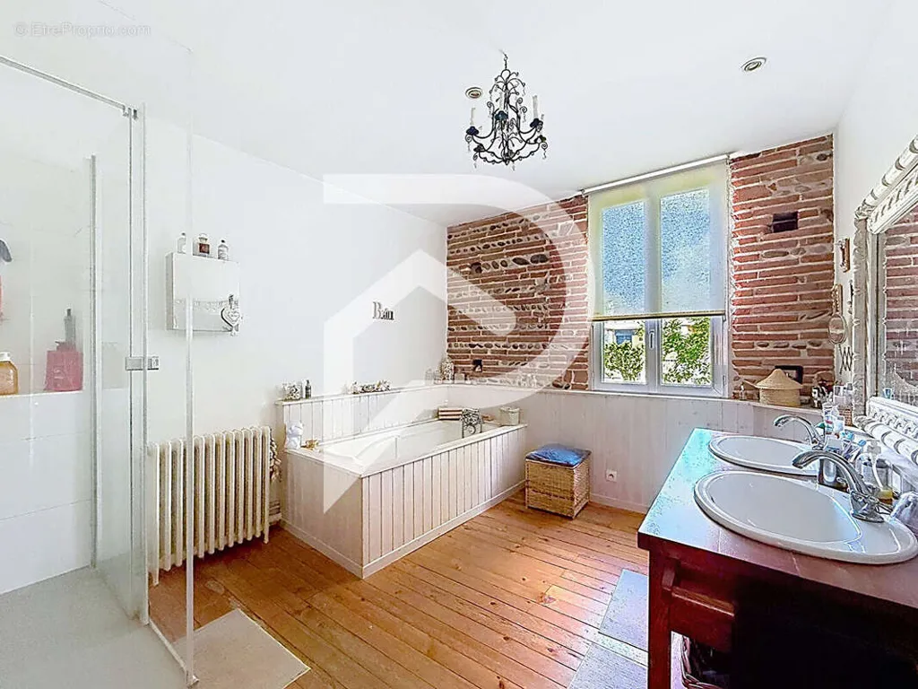 Maison 6 pièces à Toulouse