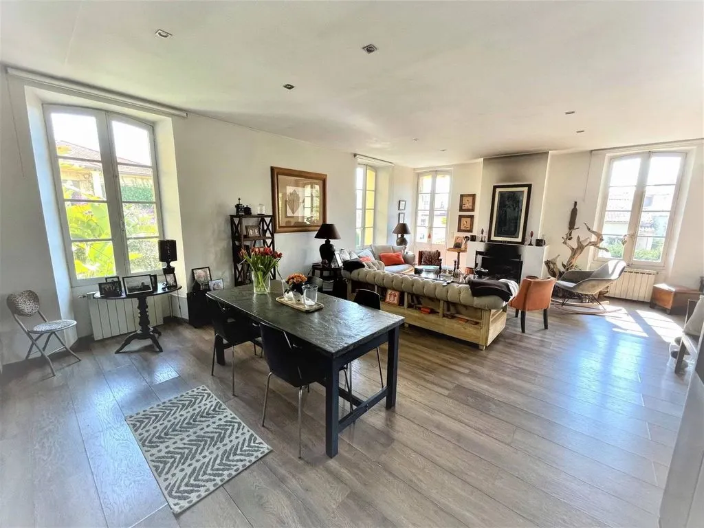 Salle à manger - Appartement Luxueux avec Terrasse à Cannes