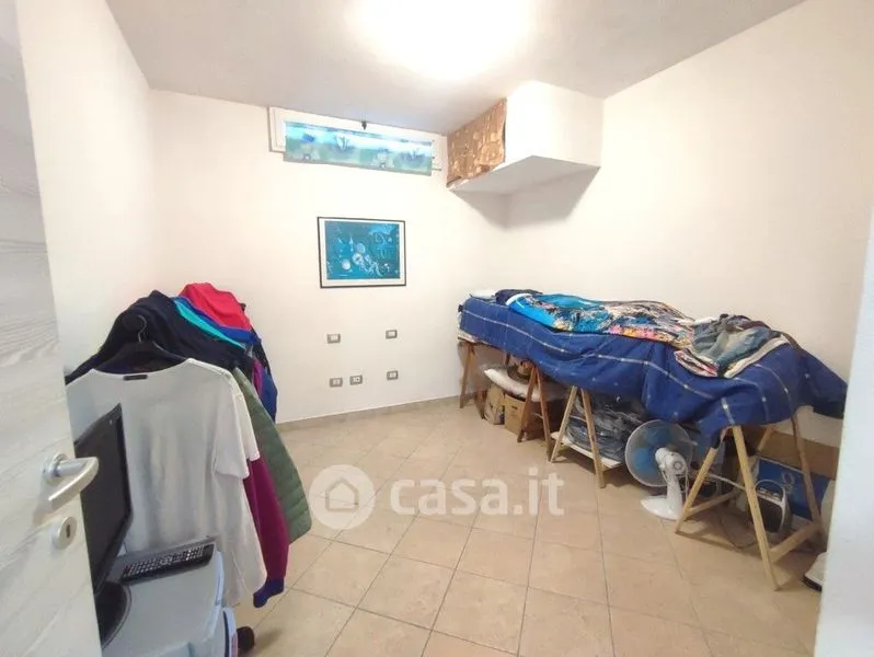 Toad - Ground Floor Apartment with Private Courtyard in Bosa