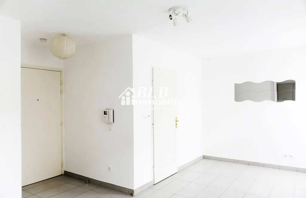 Toad - Studio Flat with Parking in Rambouillet