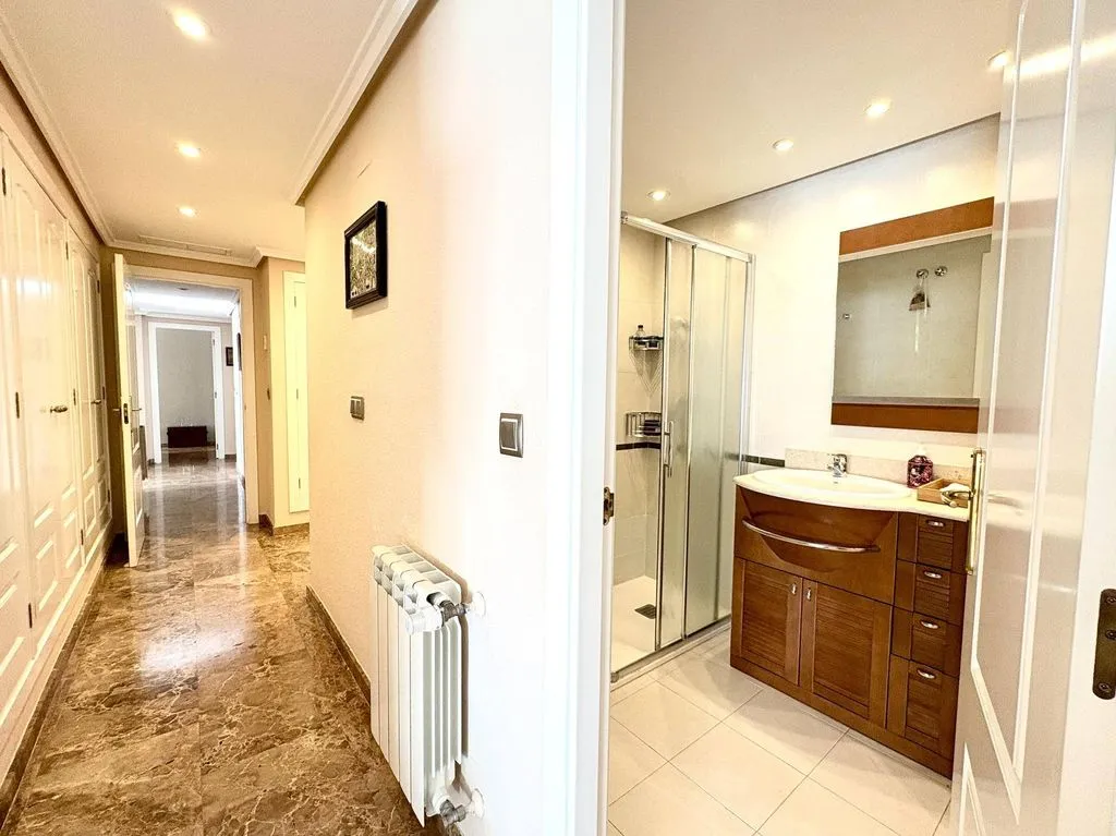 Bathrooms - Luxury Penthouse with Pool in Playa de San Juan