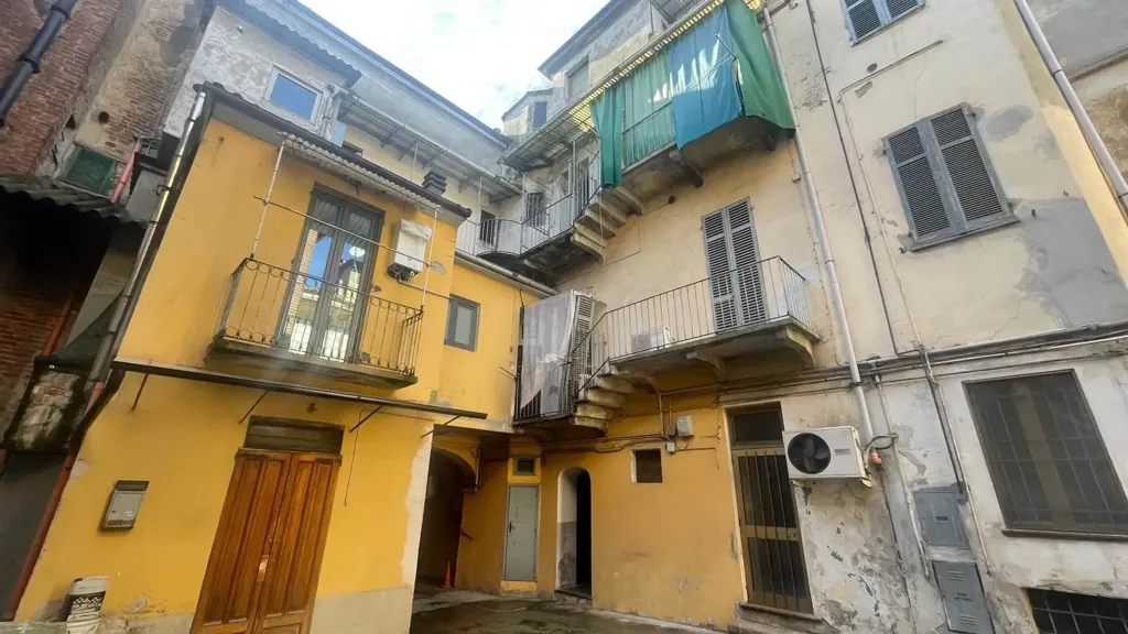 Jardin - Apartment with Balcony in Casale Monferrato