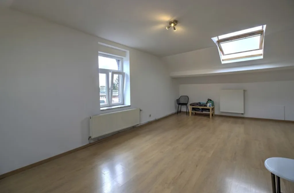 Toad - One-Bedroom Apartment with Balcony in Saint-Nicolas