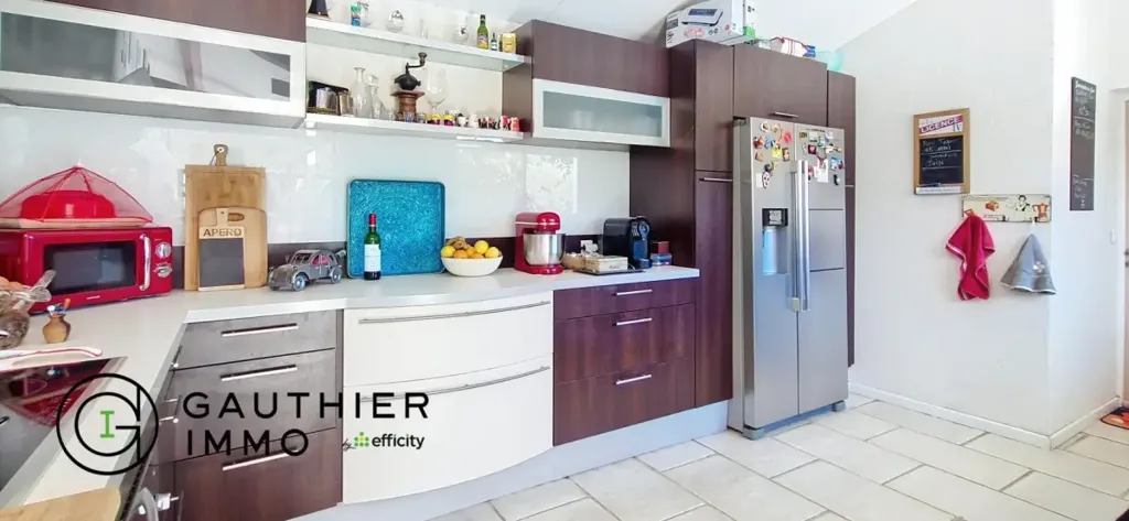 Cuisine - Villa avec Piscine et Jardin à Gujan-Mestras