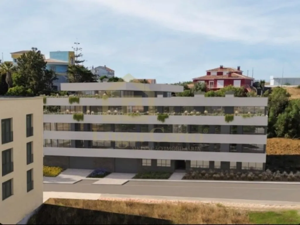 Luxury T3 Apartment with Sea View in Sesimbra