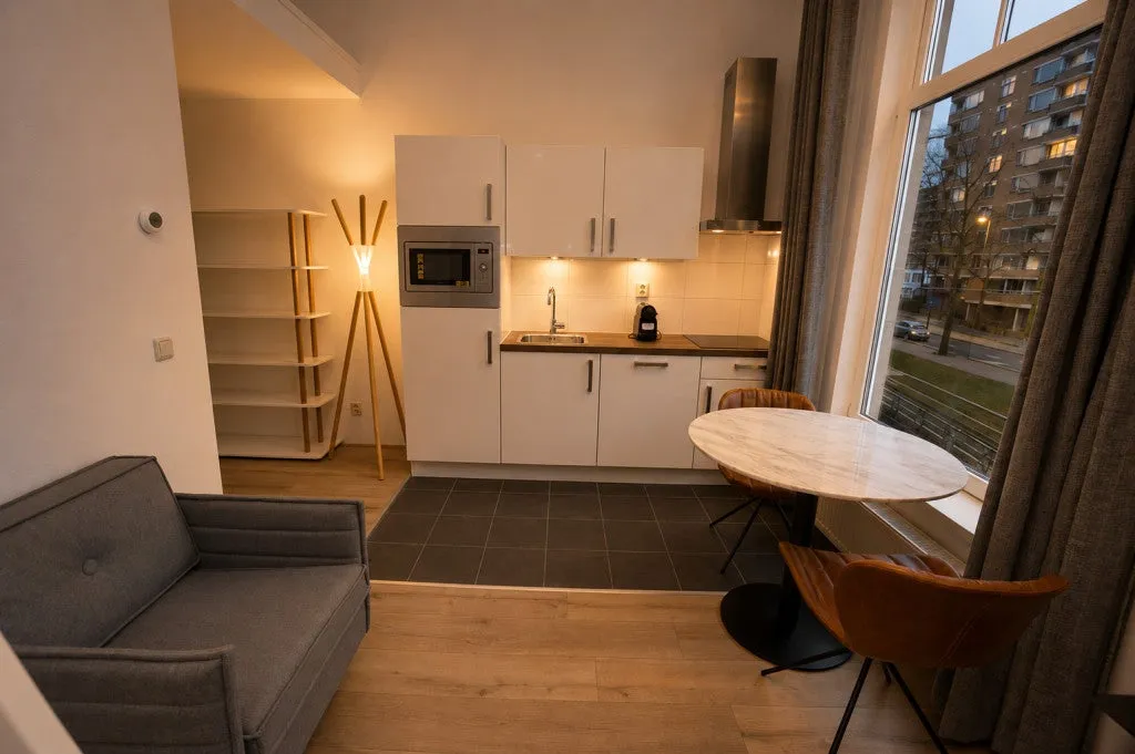 1-toaline korter asukohas Rotterdam
