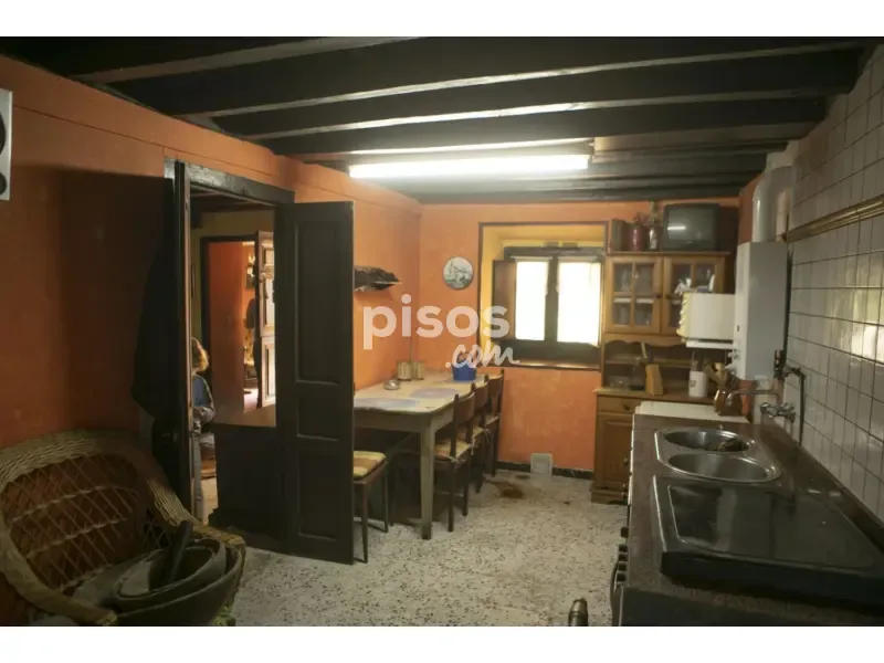 Kitchen - Traditional Asturian Rural Complex in Buslaz