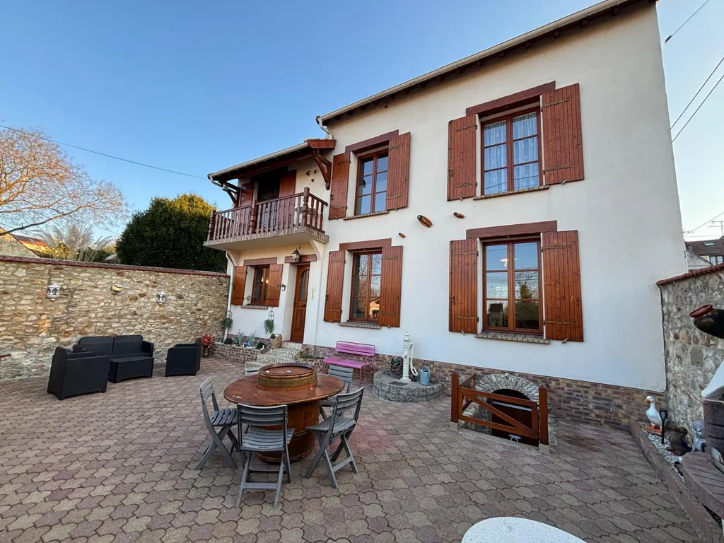 Terrass - Charming House with Terrace near Esbly