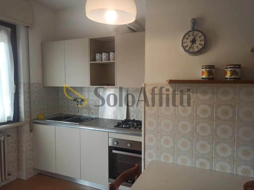 Cuisine - Armed Tricamere with Terraces in Via Colonna