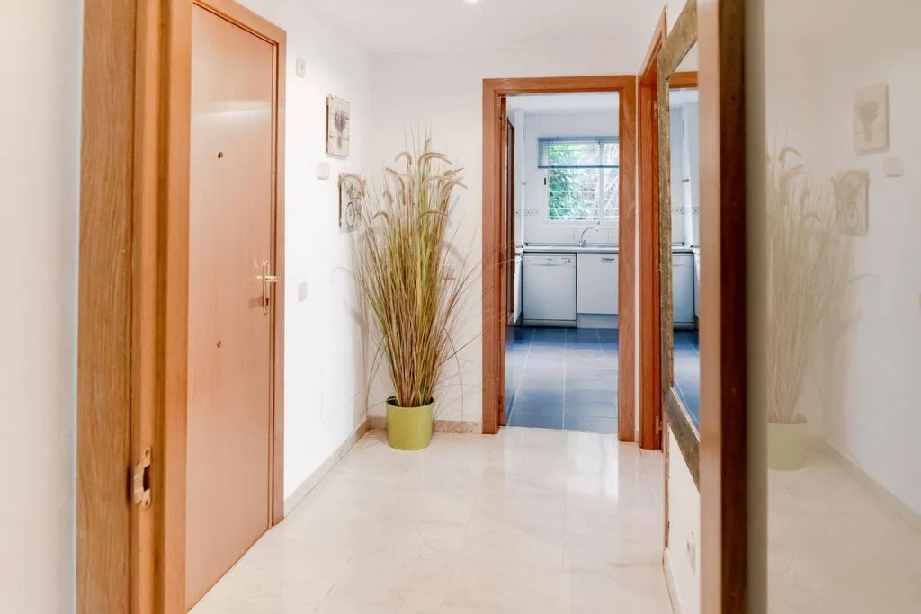 Entrée - Luxury Flat with Private Pool in Les Maravelles, Palma