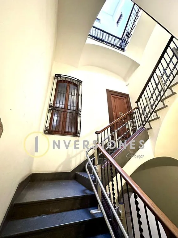 Toad - Luxury Flat with Cultural Heritage in Manresa