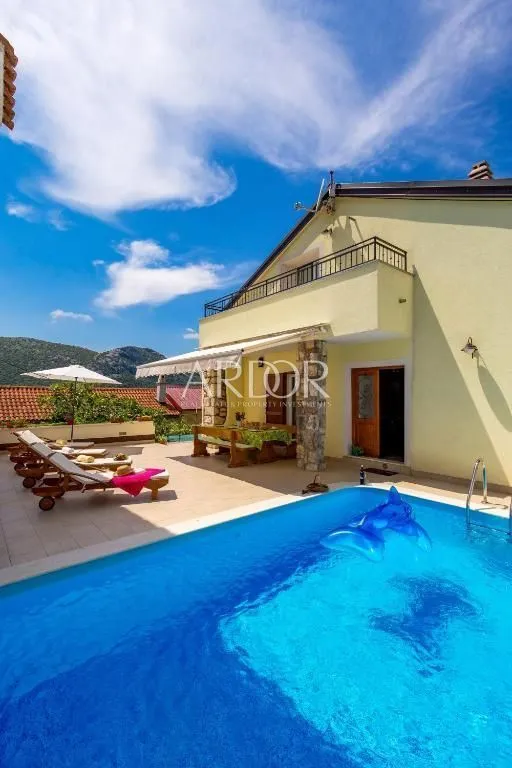 Bassein - Villa with Sea View in Tribalj