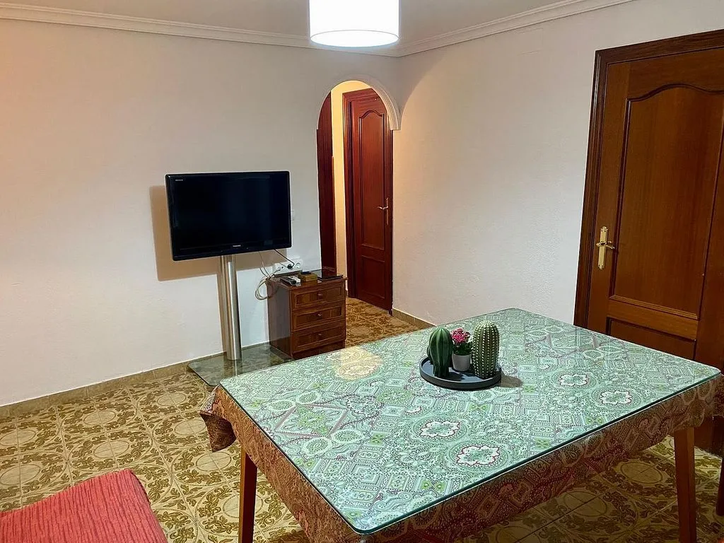 Salle à manger - Furnished Flat with Air Conditioning in El Plantinar
