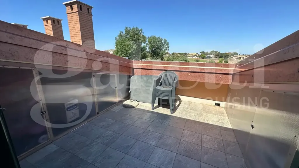 Terrasse - Apartment with Balcony in Via Anagnina, Rome