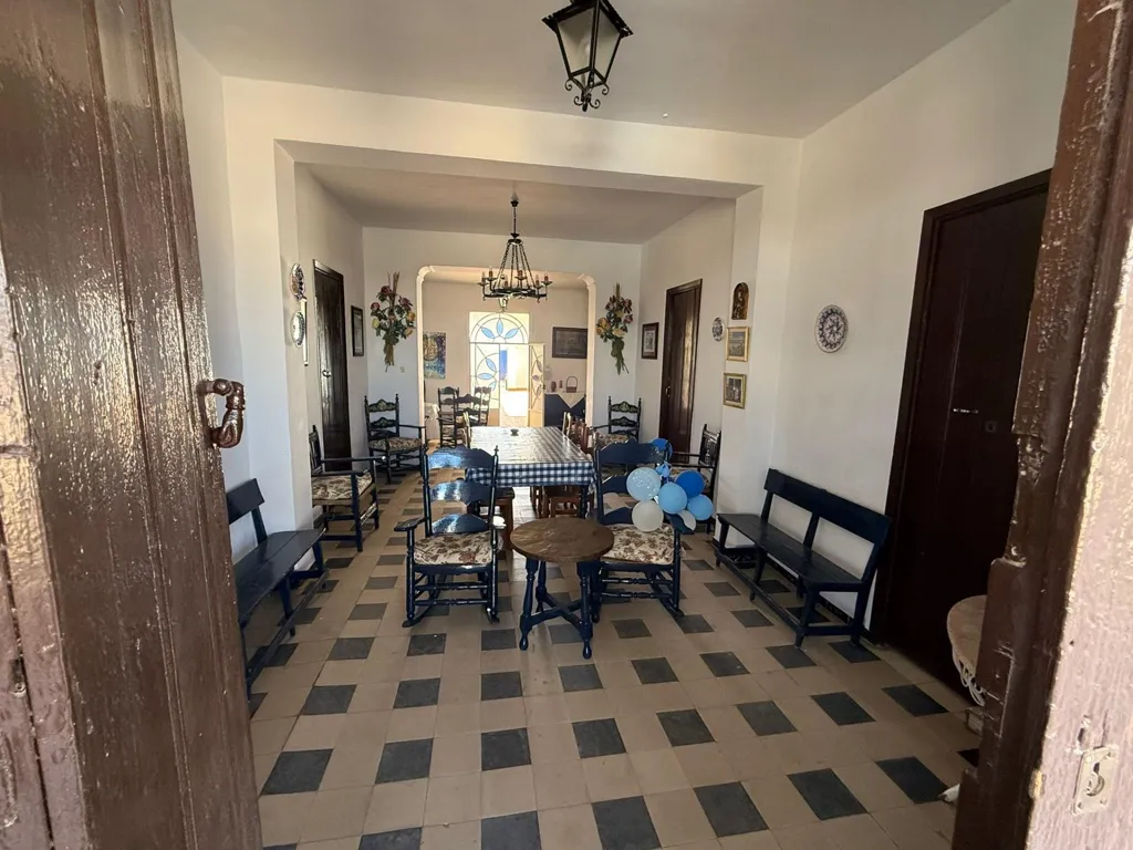 Salle à manger - Historic House with Multiple Kitchens in El Rocío