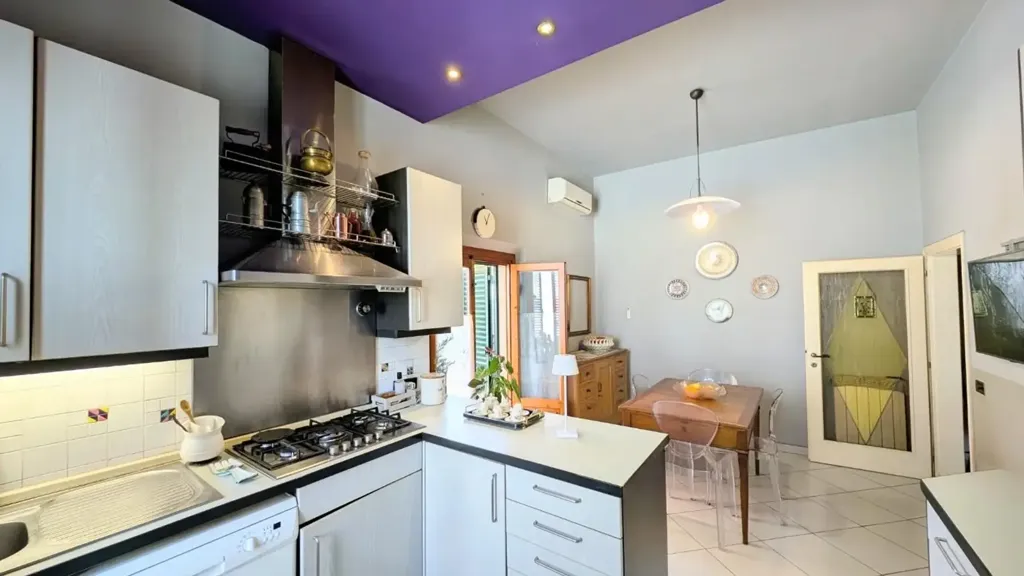 Köök - Rustic Apartment with Terrace in Sovigliana