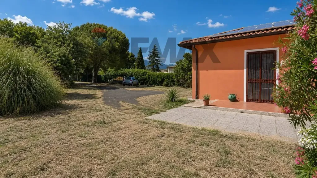 Giardino - Villa with Private Garden near Etna