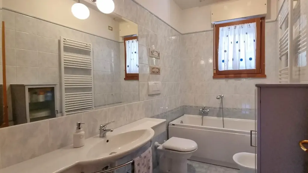 Appartement 4 pièces à IT