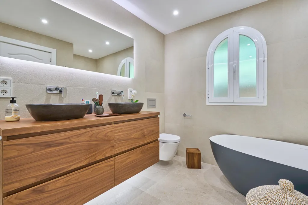 Vannitoad - Luxury Villa with Golf Views in Son Vida