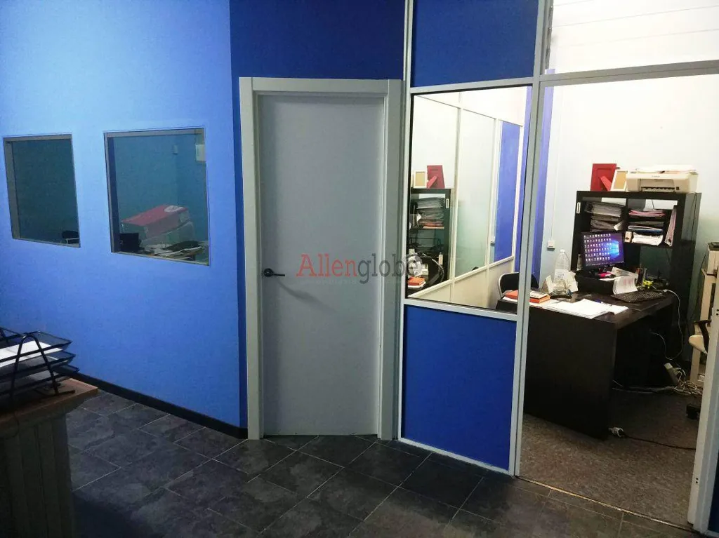 Studio - Commercial Space with Modern Installation in Oviedo