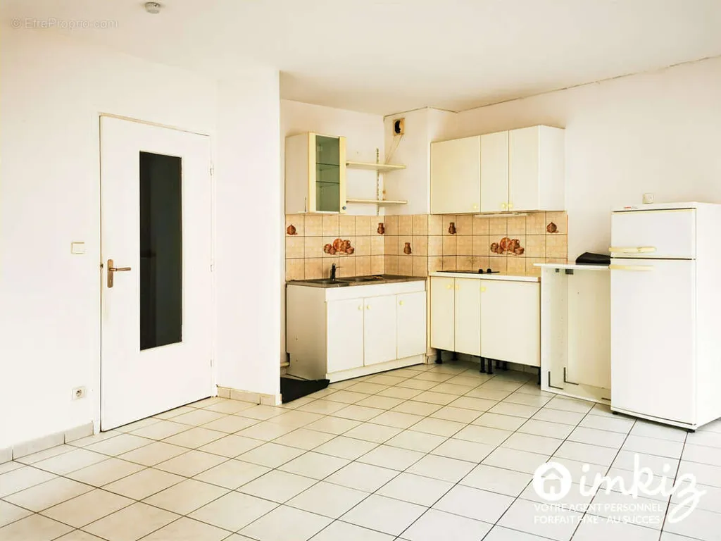 Köök - Bright Studio with Double Orientation in Croix-Rousse