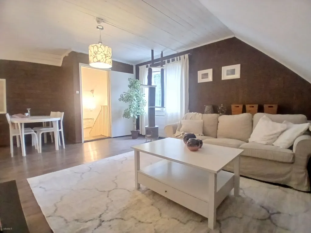 Soggiorno - Spacious Detached House with Garden in Tuimala